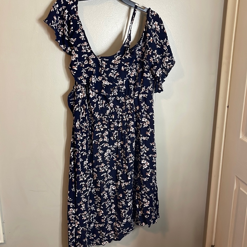 SHEIN Navy Floral Dress